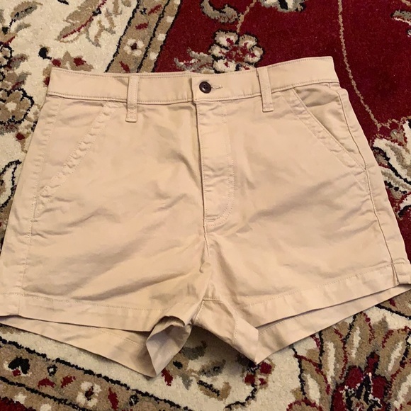 Abercrombie & Fitch women’s shorts - Picture 1 of 5